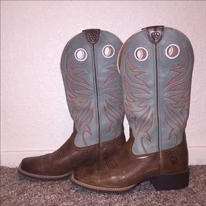 Ariat womens boots size 6.5